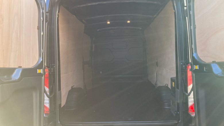 Ford Transit E-350 L3 Rwd 135kW 68kWh H2 Trend Van Auto